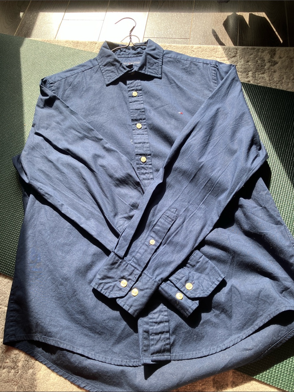 Tommy Hilfiger Men's Dark Navy Cotton Button-Down Shirt